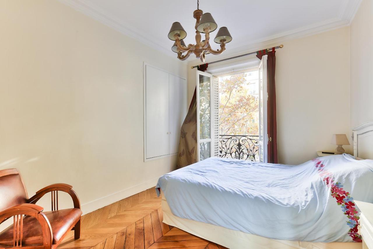 Appartement 140M2 Proche Des Champs Elysees Paris Exterior photo