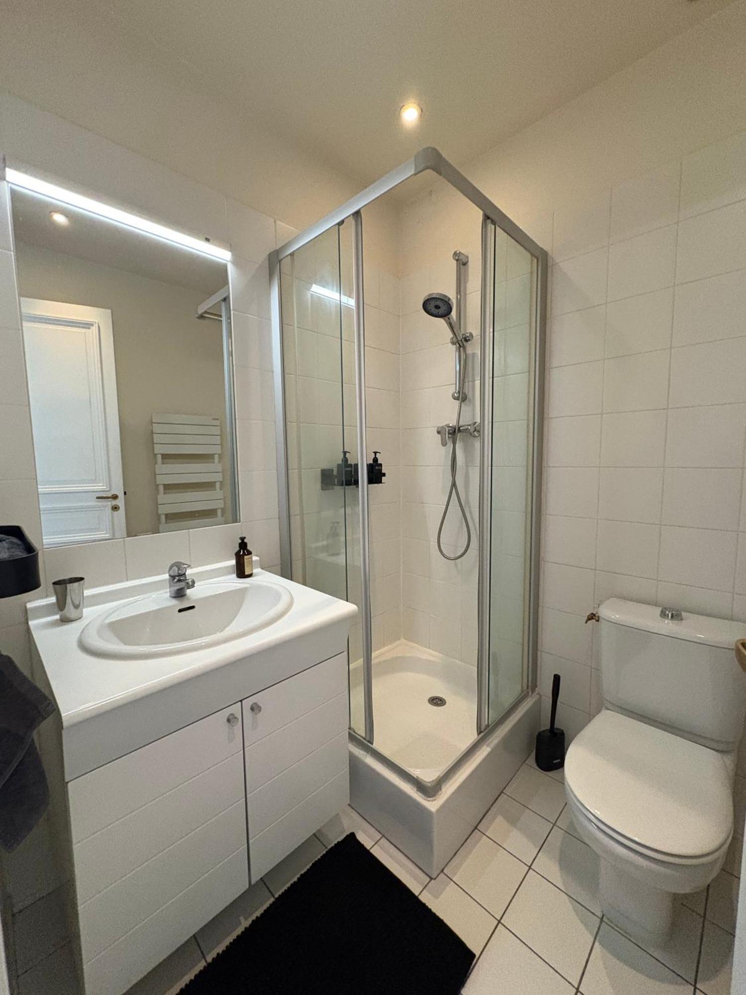 Appartement 140M2 Proche Des Champs Elysees Paris Exterior photo